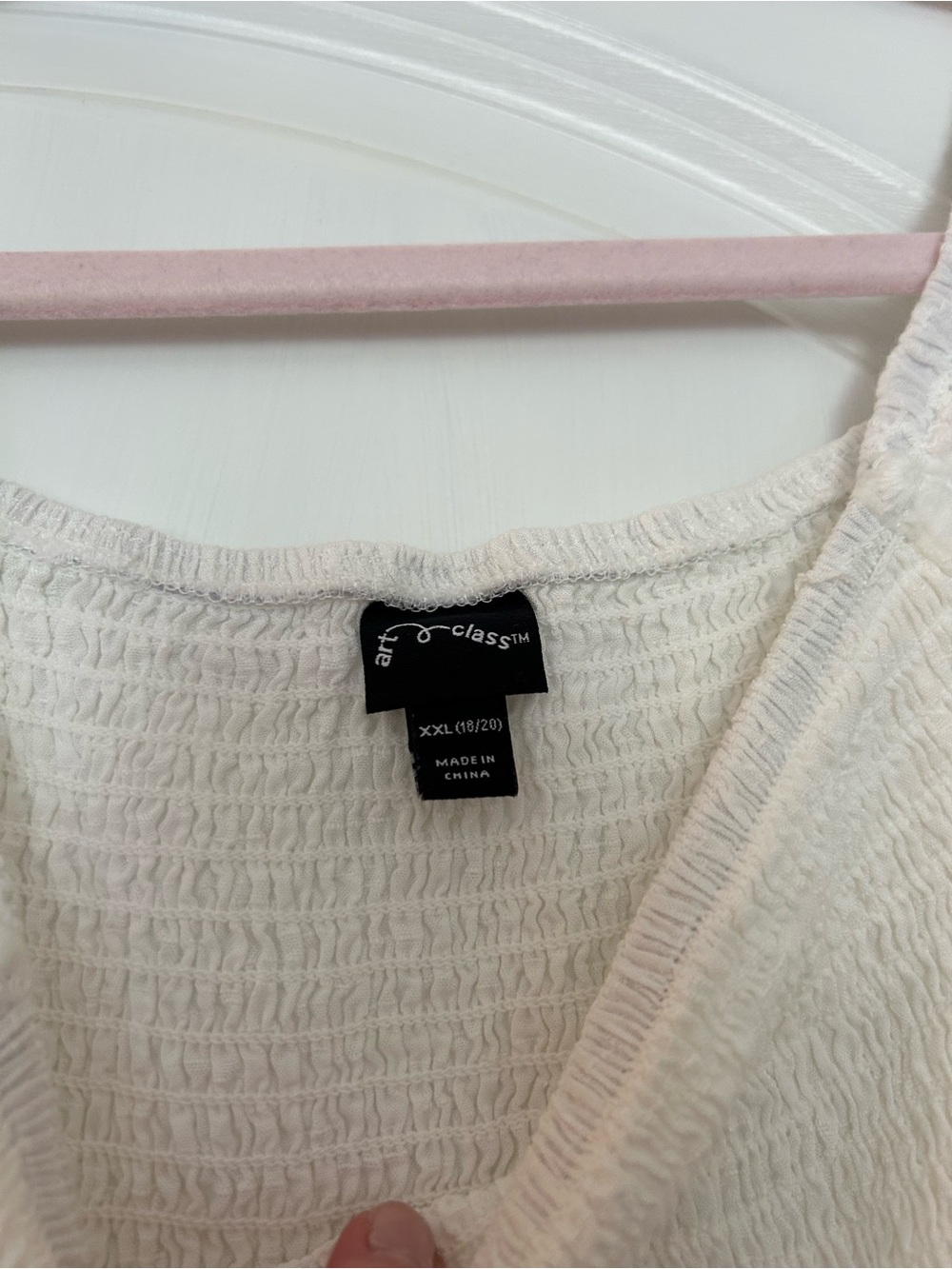 art class White Eyelet Puff Sleeve Smocked Crop Top - Picture 3 of 3